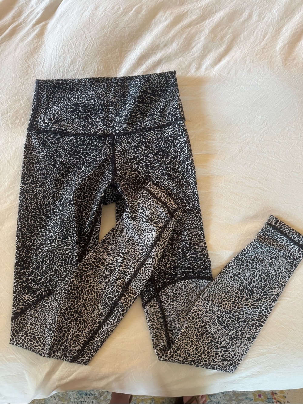Lululemon WunderUnder leggings